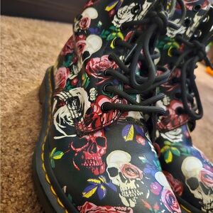 Pre Loved Dr. Martens Floral Skull Ankle Boots